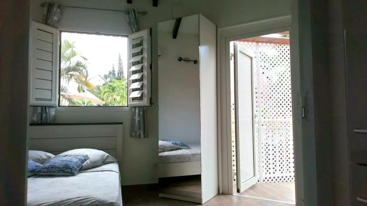 Holiday home Charmant Bungalow Avec Piscine Partagee A Le Gosier Le Gosier  Guadeloupe